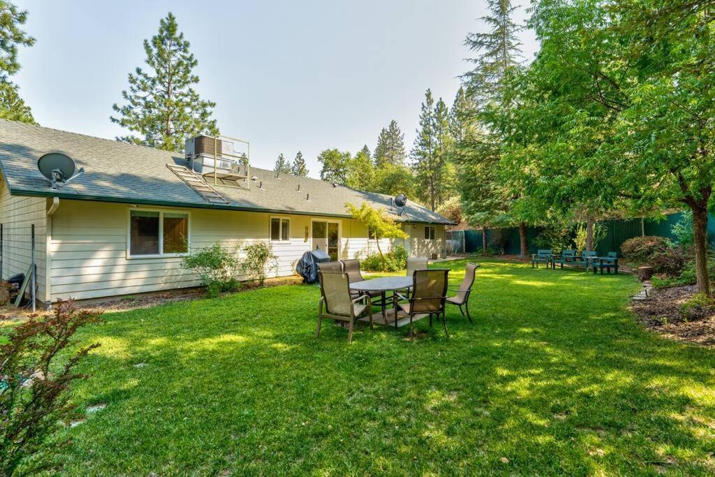 Acorn House - Charming House In Green Heaven With Pool Table With Lovely Backyard آوكهيرست المظهر الخارجي الصورة
